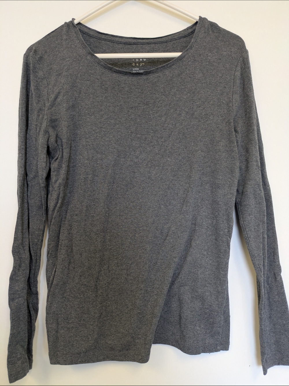 a.n.a Heather Gray Crewneck Long-Sleeve Sweater